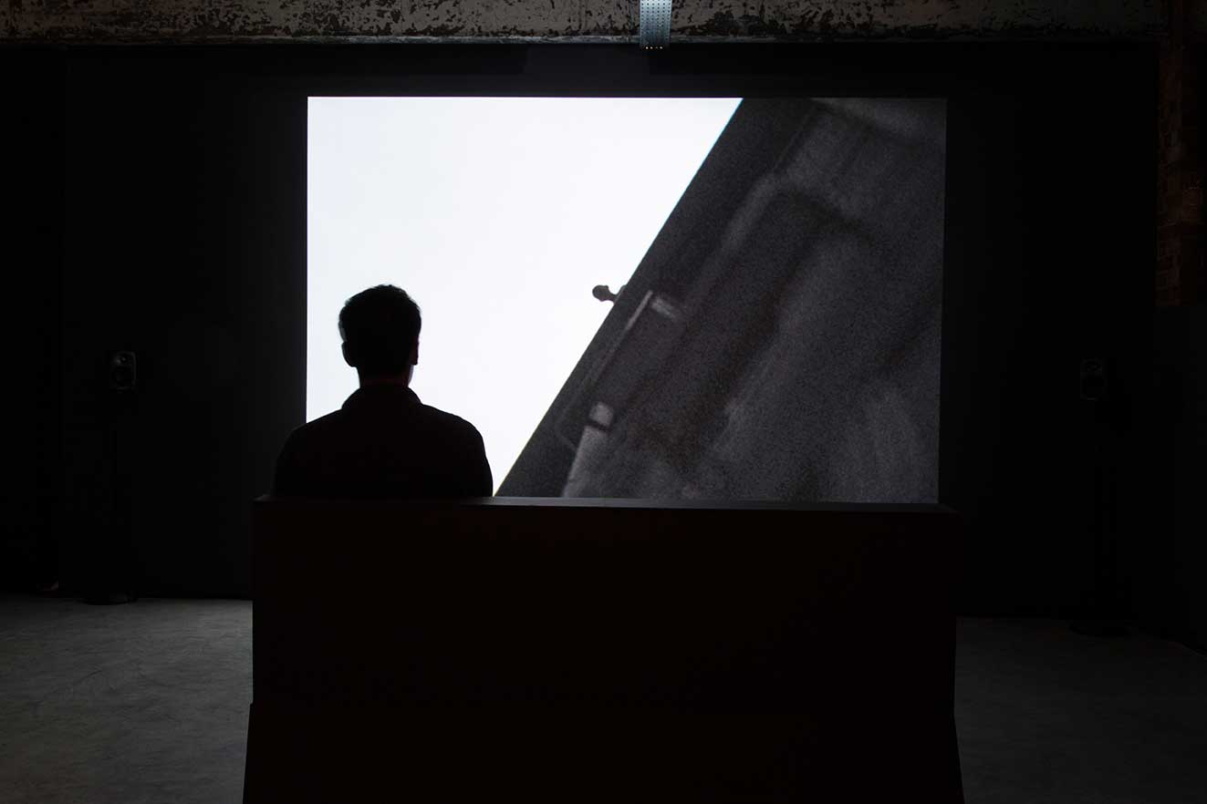 A Ghost Eats Mud On The Mountain